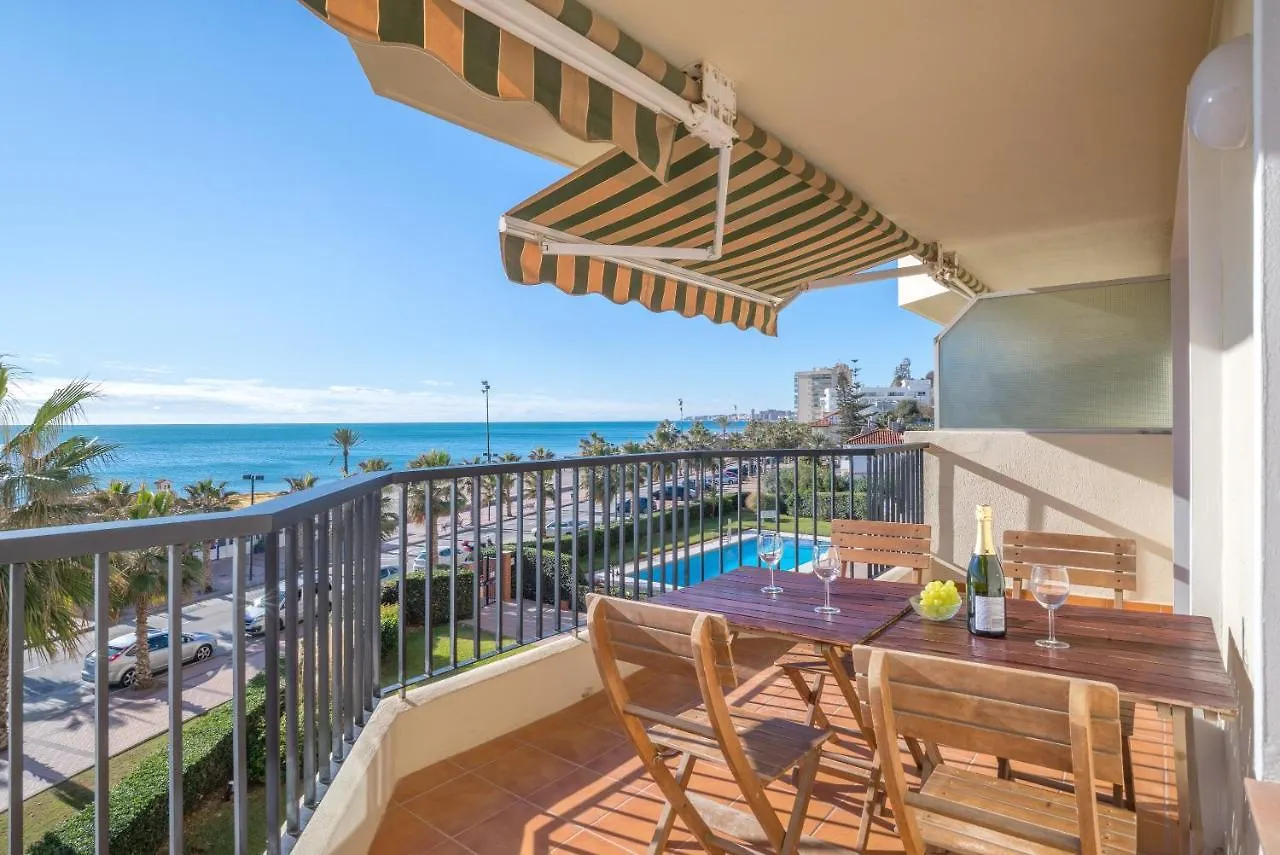 Beachfront Apartment With Sea View Fuengirola